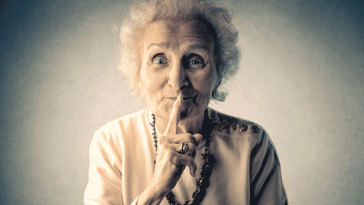 You are currently viewing Anxiety in Elderly Adults: Causes, Symptoms, Treatments