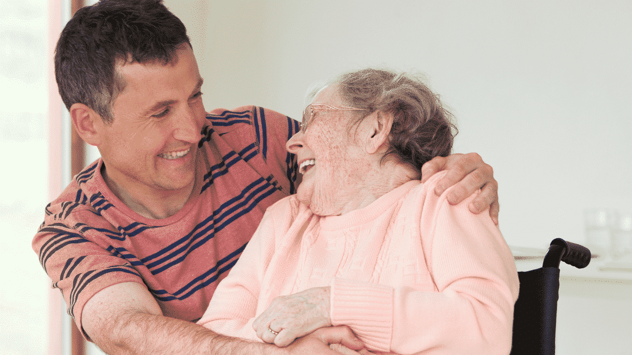 You are currently viewing Helping Care for Aging Parents & Becoming a Family Caregiver